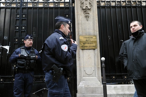 Côte d`Ivoire: les pro-Ouattara ont cessé l`occupation de l`ambassade de Paris